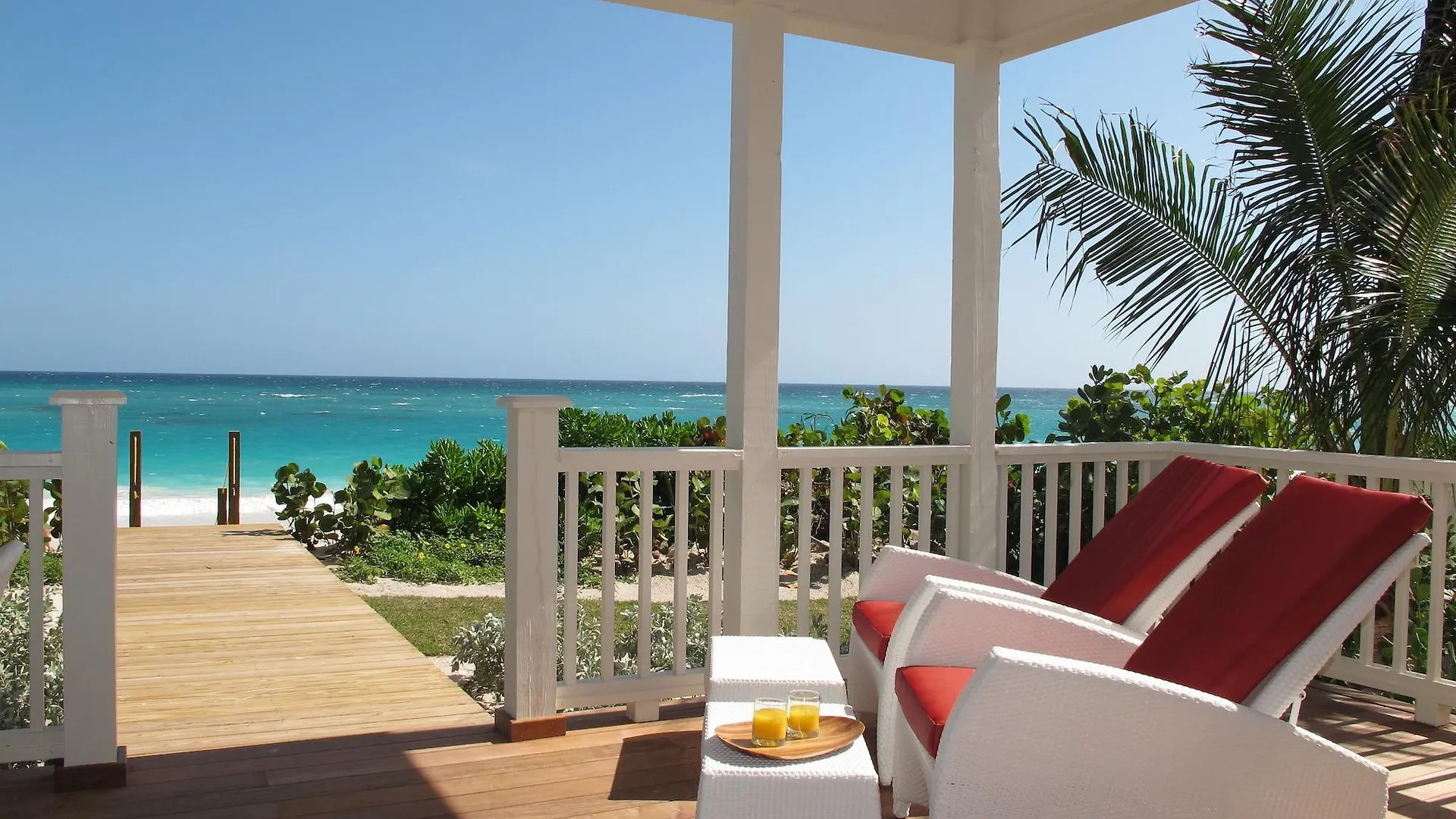 Coral Sands Inn & Cottages Dunmore Town