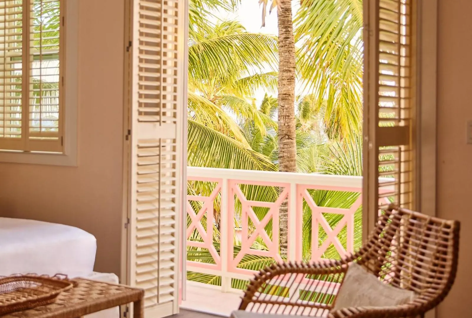 Hotel Coral Sands Inn & Cottages Dunmore Town