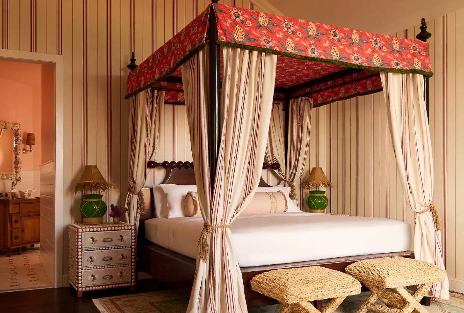 Coral Sands Inn & Cottages Dunmore Town 3*,  Bahamalar